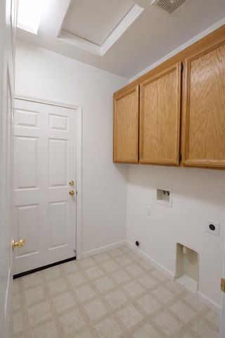 924 Stanford Avenue, Madera, CA 93637