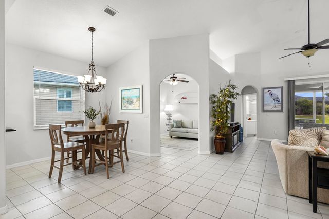 972 Ridgewood Ln, St Augustine, FL 32086