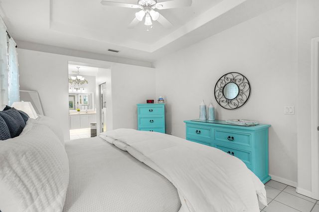 972 Ridgewood Ln, St Augustine, FL 32086