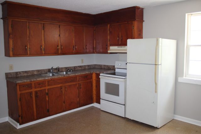 129 Cascade Ave Apt 8, Mcminnville, TN 37110