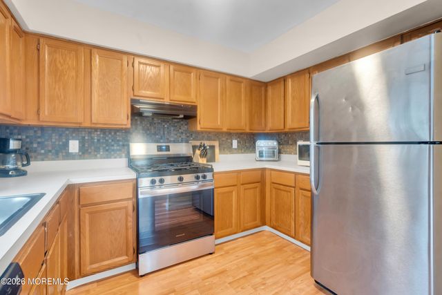 30 Shilling Way, Jackson, NJ 08527