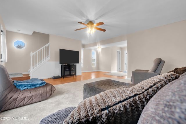 30 Shilling Way, Jackson, NJ 08527