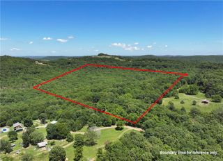 929 Madison 5330, Huntsville, AR 72740