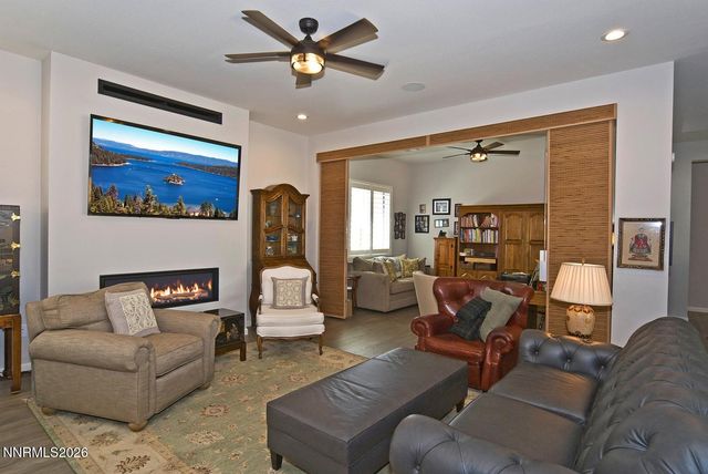 2332 Hammer Falls Drive, Reno, NV 89521