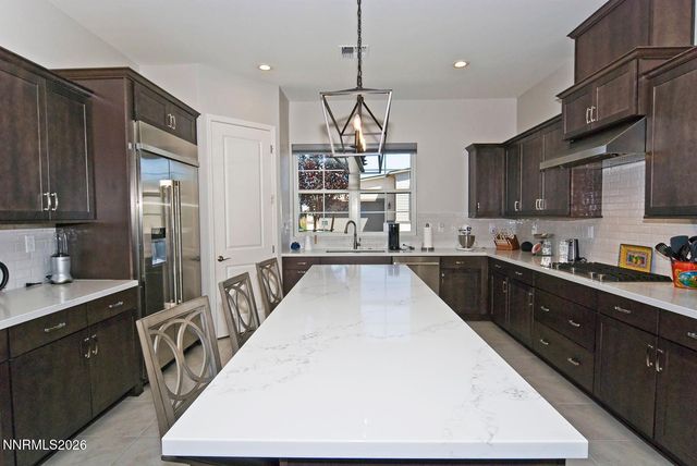 2332 Hammer Falls Drive, Reno, NV 89521