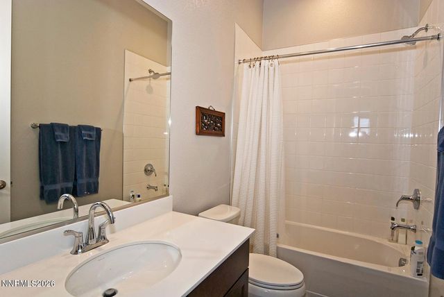 2332 Hammer Falls Drive, Reno, NV 89521