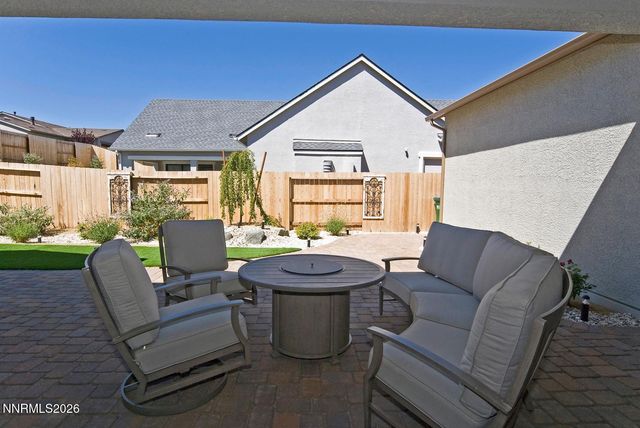 2332 Hammer Falls Drive, Reno, NV 89521
