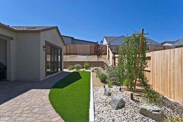 2332 Hammer Falls Drive, Reno, NV 89521