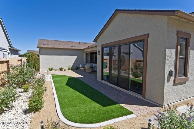 2332 Hammer Falls Drive, Reno, NV 89521