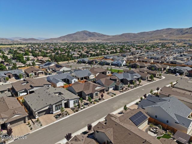 2332 Hammer Falls Drive, Reno, NV 89521
