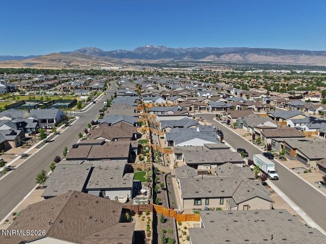 2332 Hammer Falls Drive, Reno, NV 89521