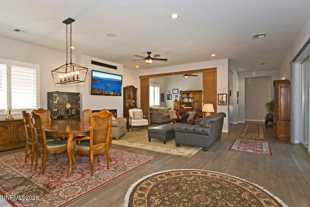 2332 Hammer Falls Drive, Reno, NV 89521