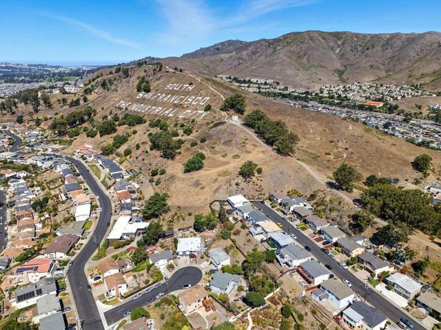 553 Diamond Avenue, South San Francisco, CA 94080