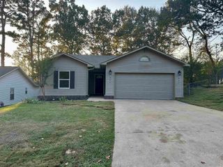 921 Athens Lane, Benton, AR 72015
