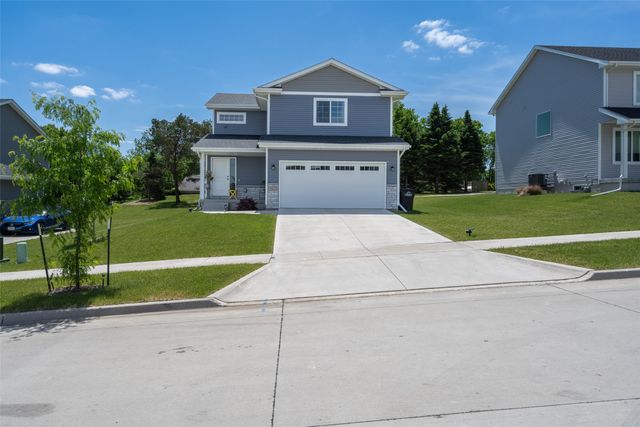 5623 Leyden Avenue, Des Moines, IA 50317