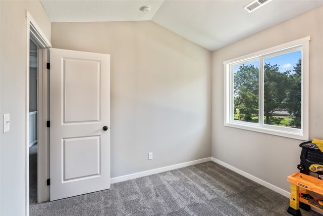 5623 Leyden Avenue, Des Moines, IA 50317