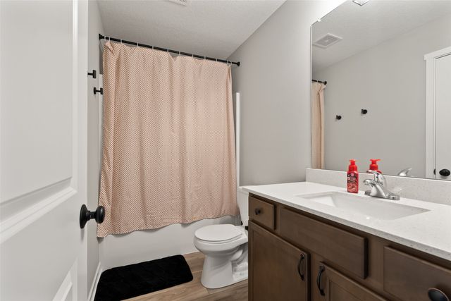 5623 Leyden Avenue, Des Moines, IA 50317