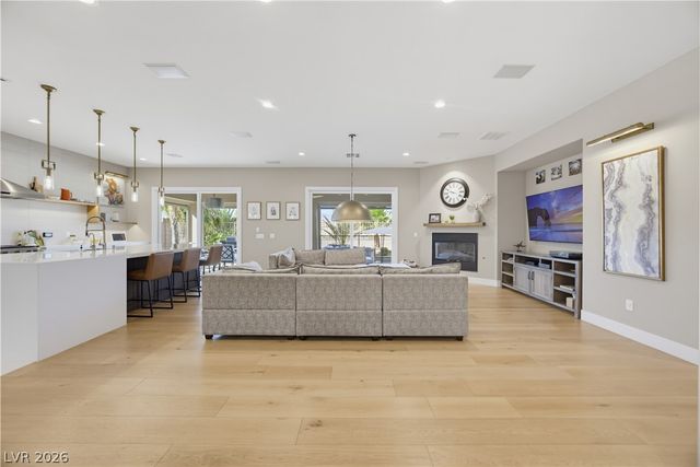 8565 Killians Greens Drive, Las Vegas, NV 89131