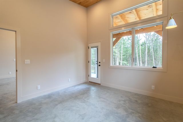 14 Aikins Drive, Jay, VT 05859