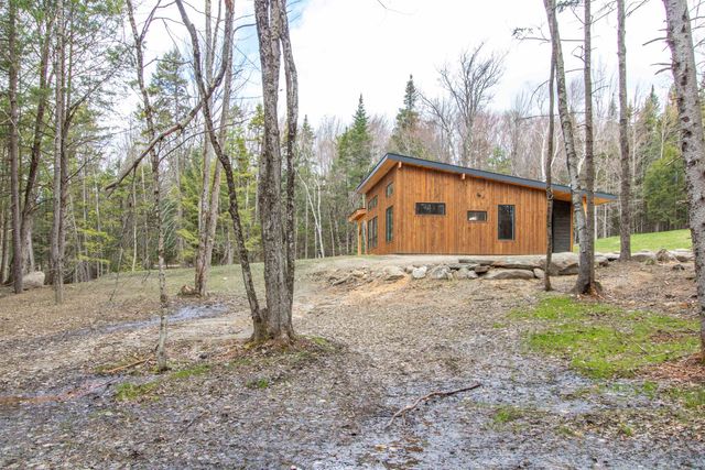 14 Aikins Drive, Jay, VT 05859