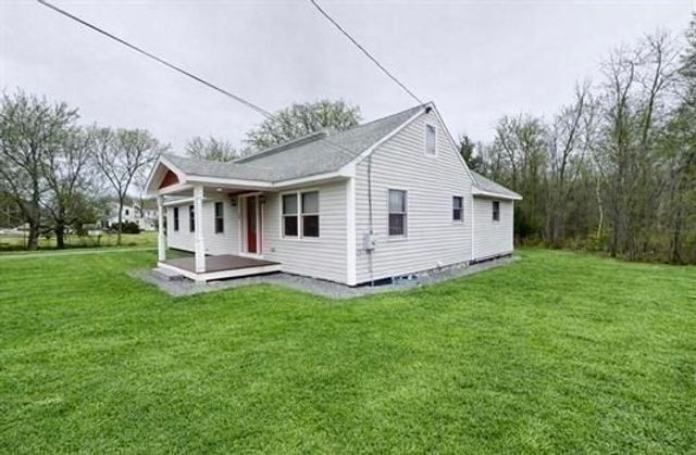 20 Academy Avenue, Atkinson, NH 03811