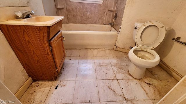 766 Cherokee Trail, Willoughby, OH 44094