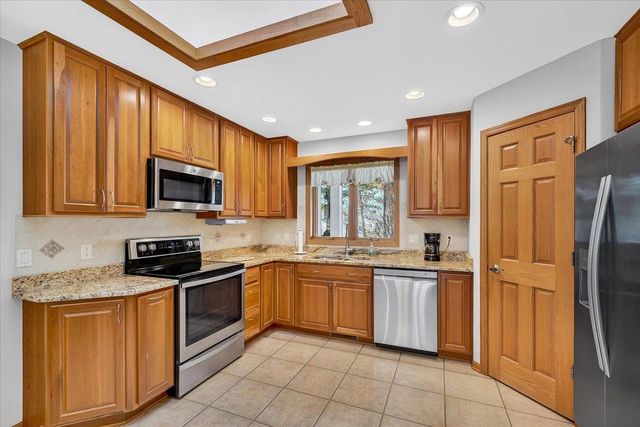 N806 Club Circle Drive, Prairie Du Sac, WI 53578