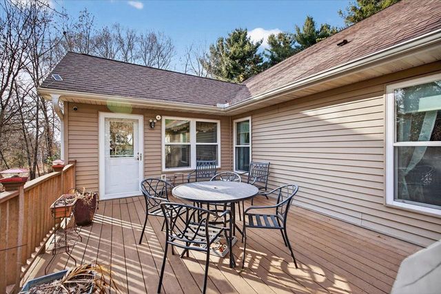 N806 Club Circle Drive, Prairie Du Sac, WI 53578