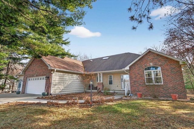 N806 Club Circle Drive, Prairie Du Sac, WI 53578