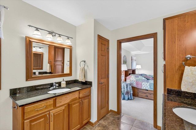 N806 Club Circle Drive, Prairie Du Sac, WI 53578