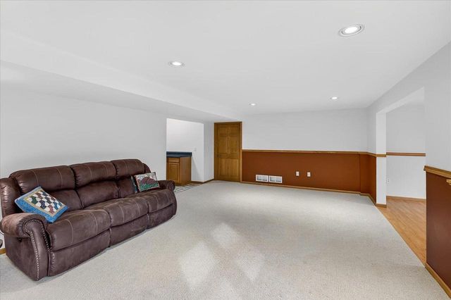 N806 Club Circle Drive, Prairie Du Sac, WI 53578