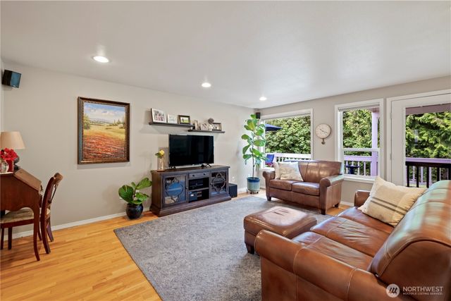 1702 14th Street SW, Puyallup, WA 98371