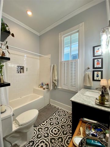 1604 Avenue L, Galveston, TX 77550