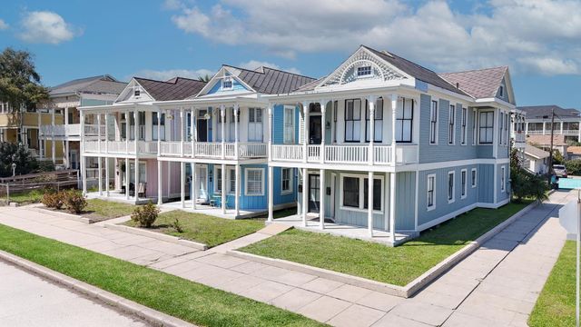 1604 Avenue L, Galveston, TX 77550