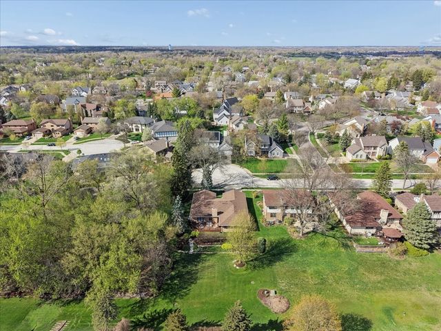 897 W Kelly Ann Drive, Palatine, IL 60067