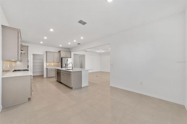 5671 SW 71ST AVENUE, Ocala, FL 34476