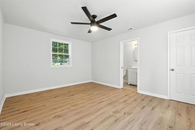 137 S Bayly Ave, Louisville, KY 40206