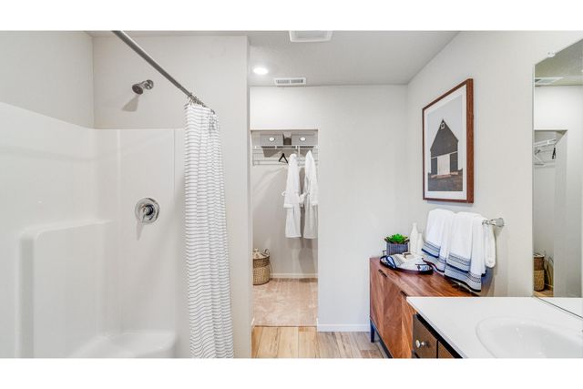 51785 Jubilee Pine Dr, La Pine, OR 97739