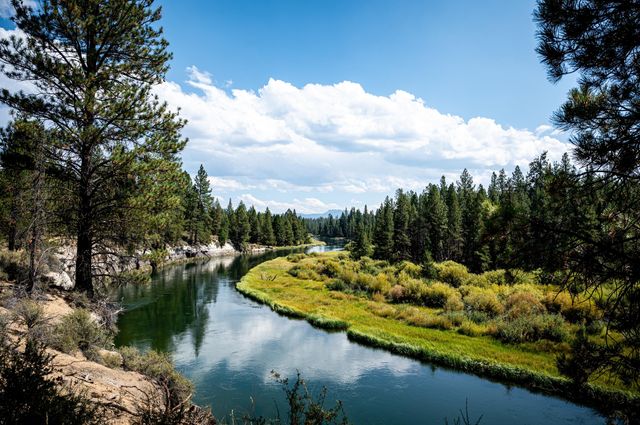 51785 Jubilee Pine Dr, La Pine, OR 97739