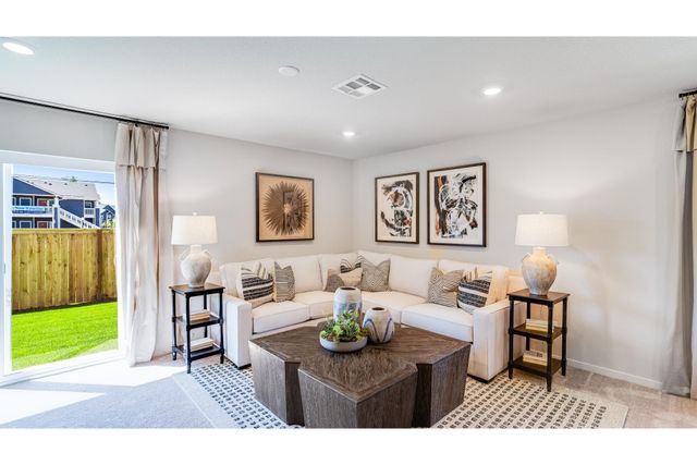 51785 Jubilee Pine Dr, La Pine, OR 97739