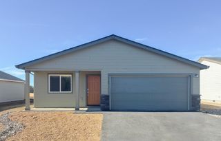51785 Jubilee Pine Dr, La Pine, OR 97739