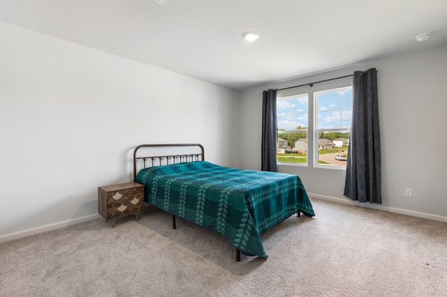 1001 Daphne Dr, Ashland City, TN 37015