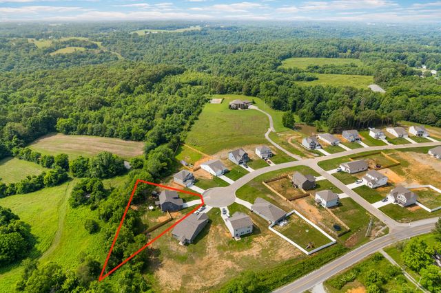 1001 Daphne Dr, Ashland City, TN 37015