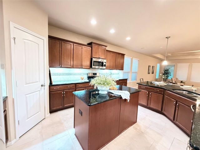 5502 Claymore Meadow Lane, Spring, TX 77389