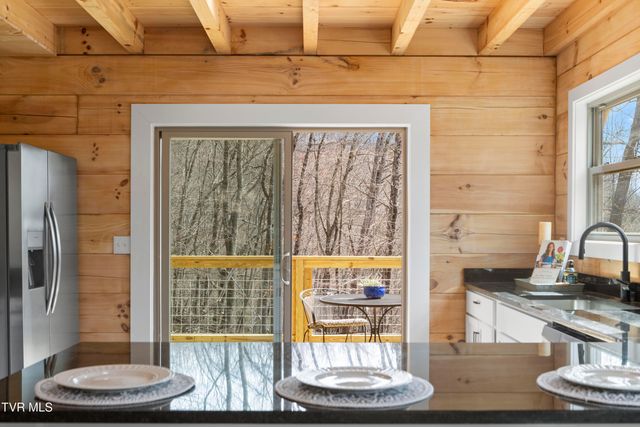 954 Glasgow Street, Sevierville, TN 37876