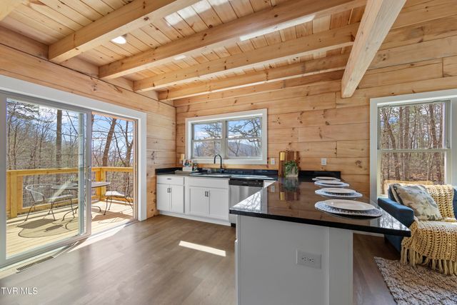 954 Glasgow Street, Sevierville, TN 37876