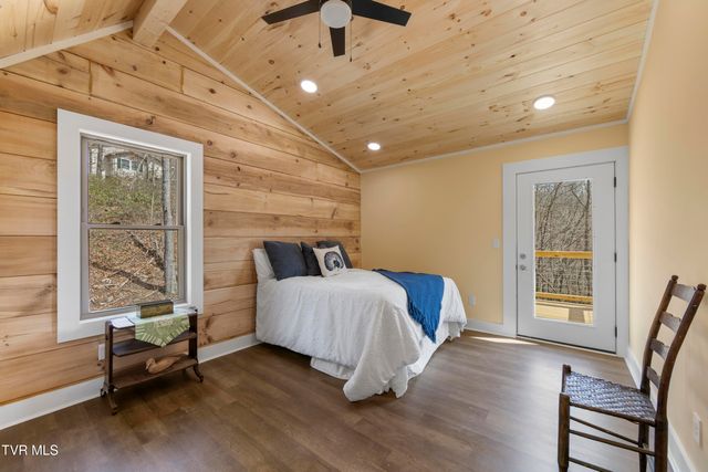 954 Glasgow Street, Sevierville, TN 37876