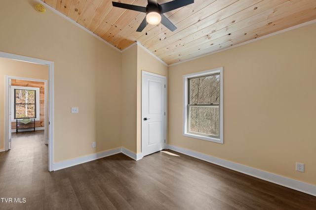 954 Glasgow Street, Sevierville, TN 37876