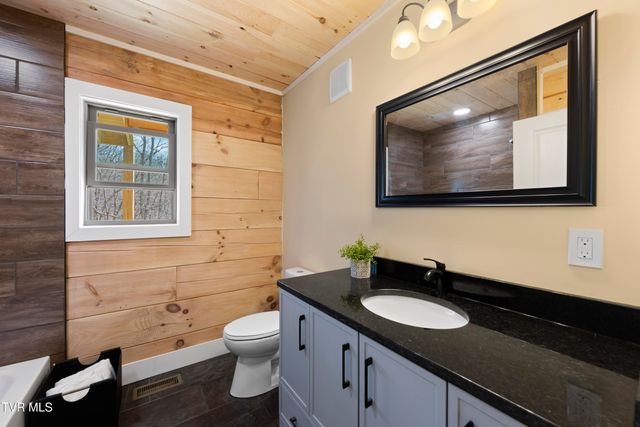 954 Glasgow Street, Sevierville, TN 37876