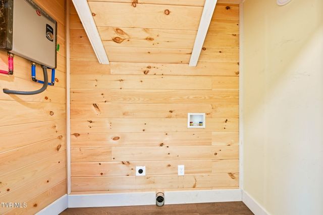 954 Glasgow Street, Sevierville, TN 37876